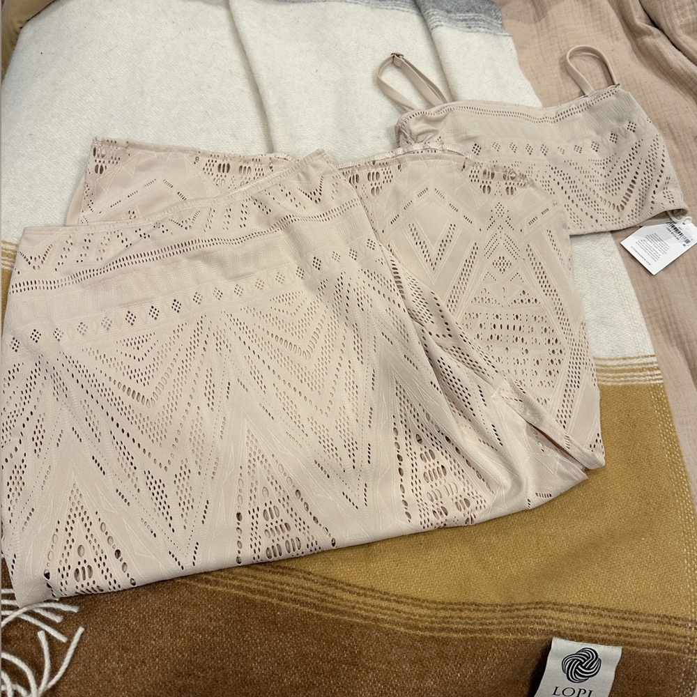 Vitamin A Harper crochet skirt and top set - Picture 12 of 12